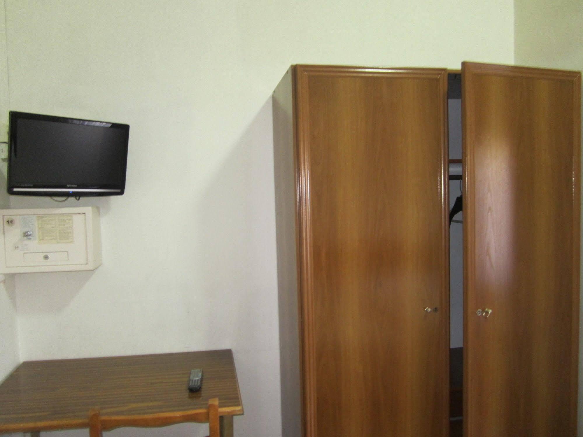 Hostal Splendid - Gran Via Madrid Ngoại thất bức ảnh