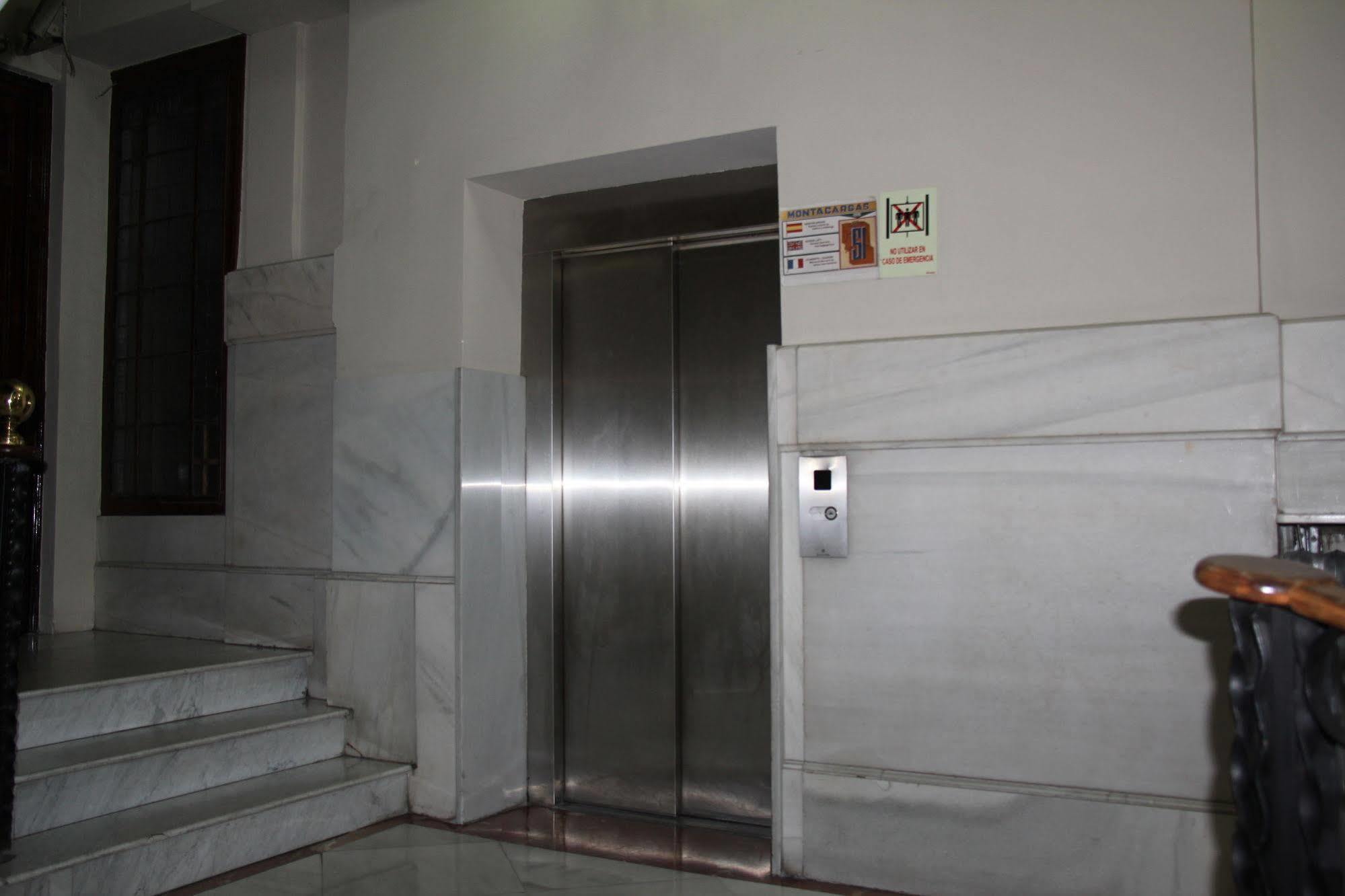 Hostal Splendid - Gran Via Madrid Ngoại thất bức ảnh